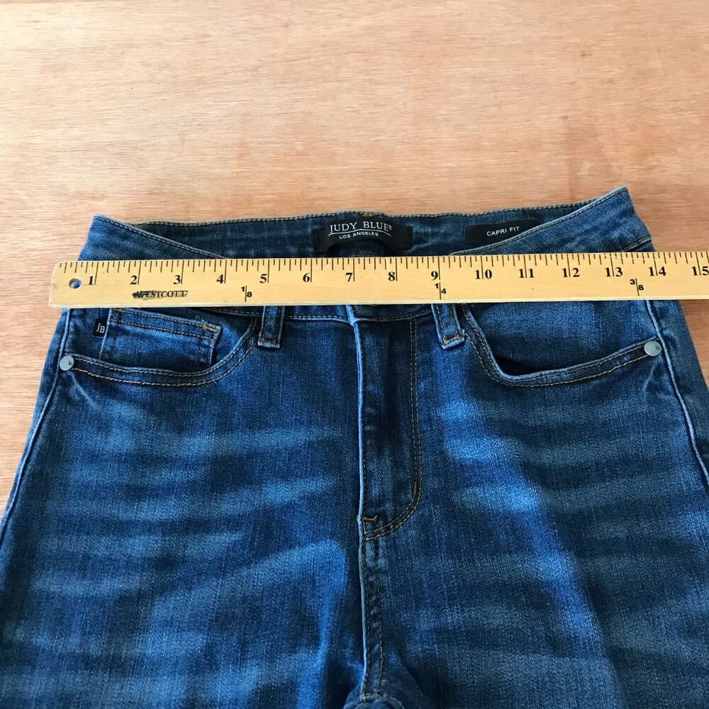 Judy Blue Capri Fit Jeans Women 28 Blue Mid Rise Dark Wash Stretch Preppy 18751 - Picture 10 of 14